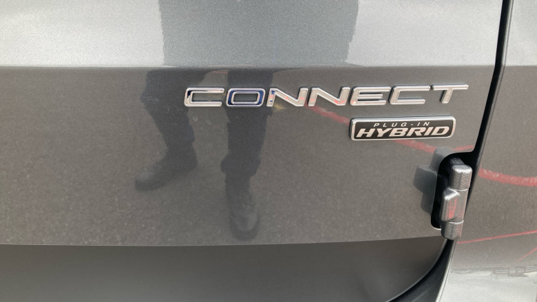 Ford Transit Connect 250 L2 Petrol 1.5 EcoBoost PHEV 150 Limited Van Auto